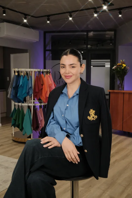 Daniela Mateluna con blazer